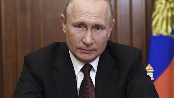 Путин анонсировал разовые выплаты для пенсионеров и военнослужащих после выборов в Госдуму