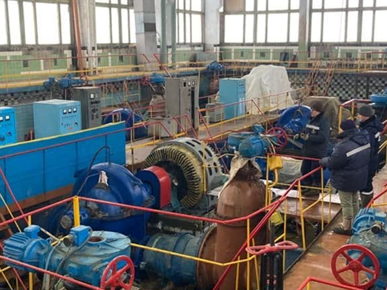 Тысячи жителей Саратова остались без воды и отопления