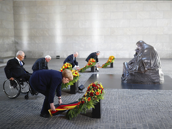 Ангела Меркель призвала хранить память о миллионах жертв нацизма